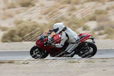media/May-05-2025-Moto Forza (Mon) [[3c1838c5e5]]/2-B Group/Session 3 (Panning Test Turn 14 Inside)/